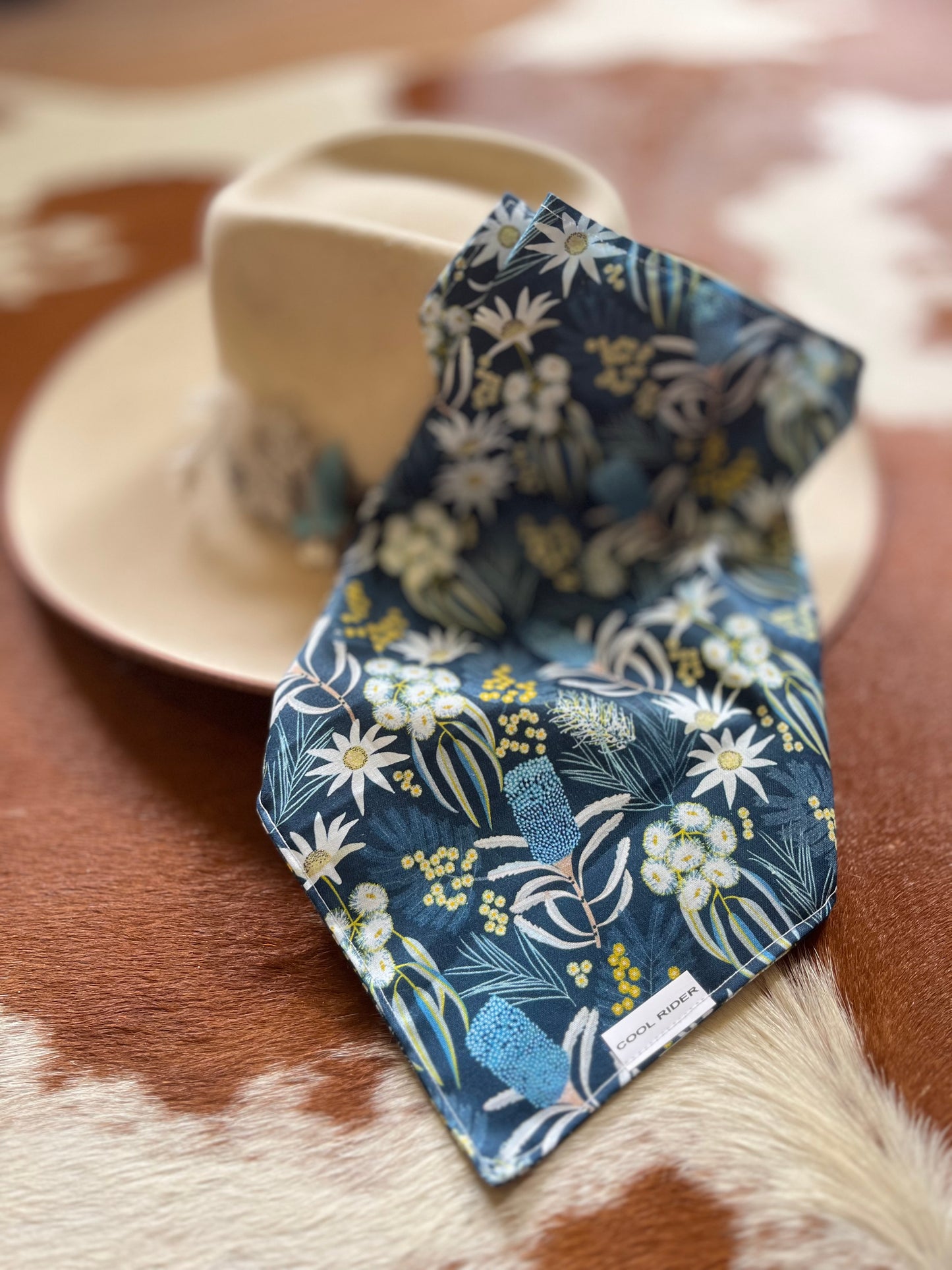 Blue Bottlebrush Cooling Bandana