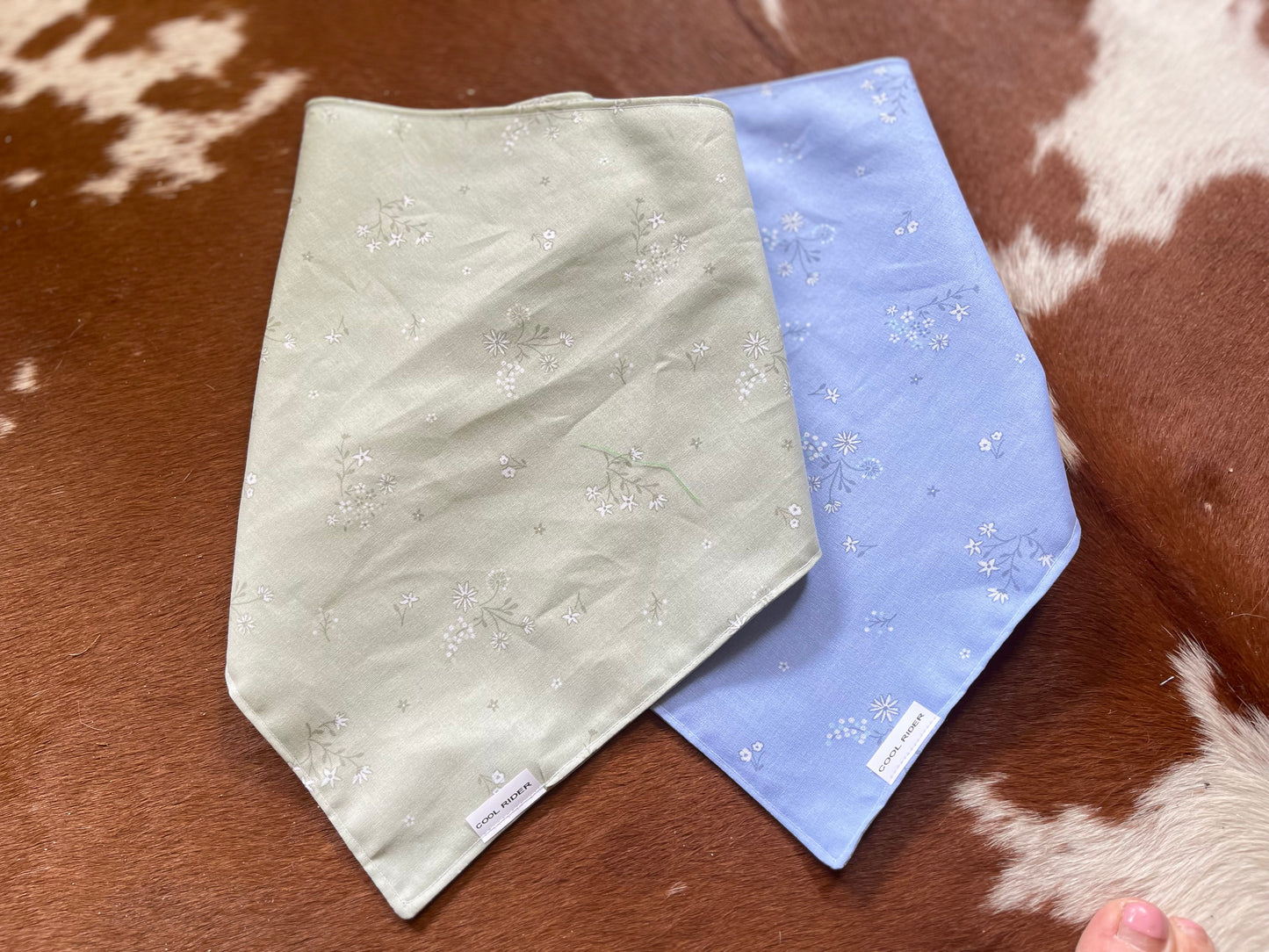 Blue Posies Cooling Bandana