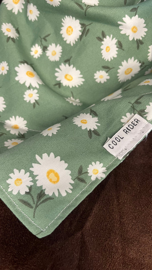 Daisy Field Cooling Bandana